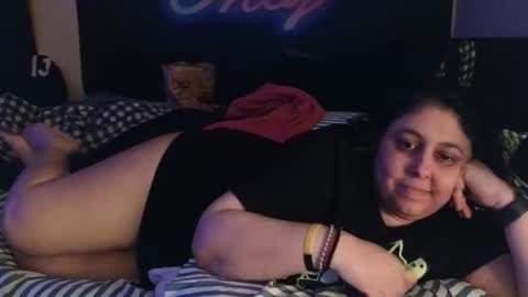 Snapshot of jennabrady chatting on 10.18.25  Dragon Queen. Be my Dragon --  and  online show from 10.18.25