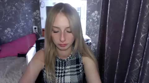Snapshot of jennalomer chatting on 06.23.26 Jenna online show from 06.23.26