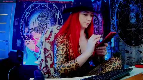 Snapshot of jennalovvee chatting on 01.06.25 Mrs. Jenna online show from 01.06.25