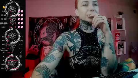 Snapshot of jennalovvee chatting on 09.19.25 Mrs. Jenna online show from 09.19.25