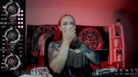 Snapshot of jennalovvee chatting on 10.15.25 Mrs. Jenna online show from 10.15.25
