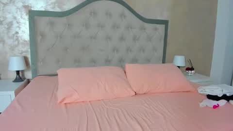 Snapshot of jennamyers chatting on 11.13.25 JennaMyers online show from 11.13.25