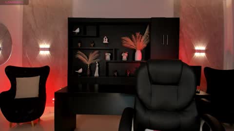 Snapshot of jennaolson chatting on 09.28.25 Jenna Olson online show from 09.28.25