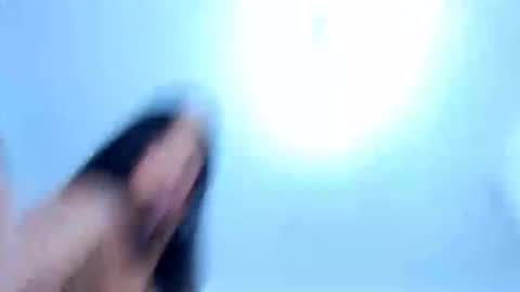 Snapshot of jenng18 chatting on 01.01.25 jenn online show from 01.01.25