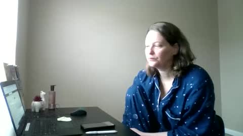 Jennibean6996 online show from 01.14.25