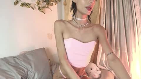 Snapshot of jennie_minatozaki chatting on 02.27.26 s new account online show from 02.27.26