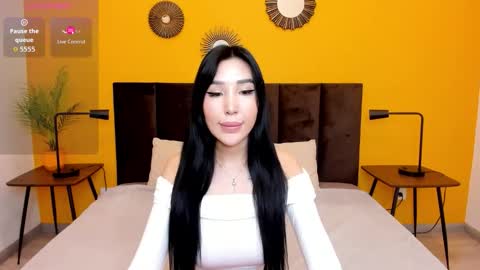 Snapshot of jennifer_munoz chatting on 09.10.25 Jennifer online show from 09.10.25