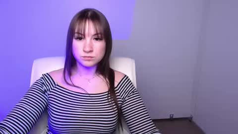 Snapshot of jennifer_xo_ chatting on 12.19.24 Jennifer online show from 12.19.24