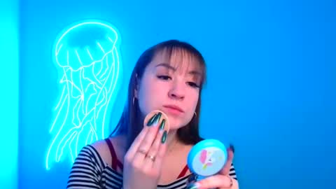 Snapshot of jennifer_xo_ chatting on 12.22.24 Jennifer online show from 12.22.24