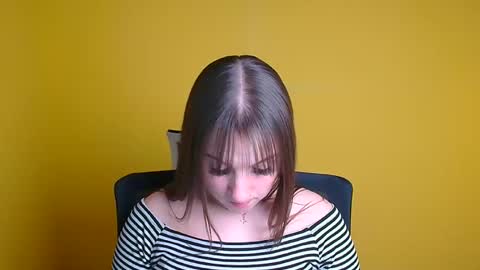 Snapshot of jennifer_xo_ chatting on 01.04.25 Jennifer online show from 01.04.25