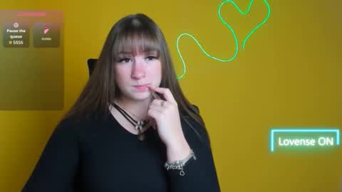 Snapshot of jennifer_xo_ chatting on 10.25.25 Jennifer online show from 10.25.25