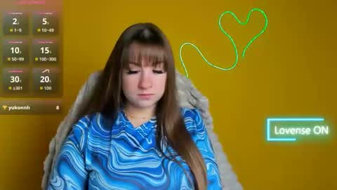 Snapshot of jennifer_xo_ chatting on 11.06.25 Jennifer online show from 11.06.25