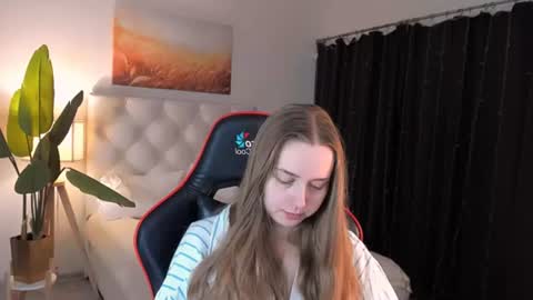 Snapshot of jennifergraces chatting on 07.01.26 Jennifer online show from 07.01.26