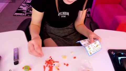 jenniferkiim online show from 02.11.26