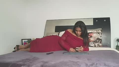 Jenn online show from 11.04.25