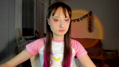 Jennifer Jenny Darling   online show from 12.05.24