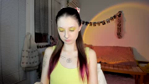 Jennifer Jenny Darling   online show from 12.06.24