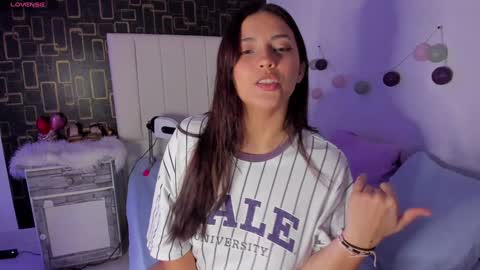 Snapshot of jenny_ford_181 chatting on 01.12.25 andrea online show from 01.12.25