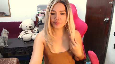 Jenny online show from 12.08.24
