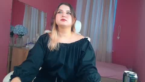 Snapshot of jenny_smitx chatting on 02.08.25 jenny_smitx online show from 02.08.25