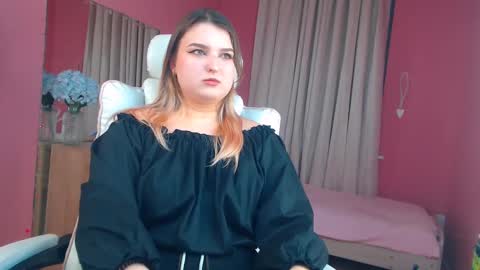 Snapshot of jenny_smitx chatting on 02.08.25 jenny_smitx online show from 02.08.25
