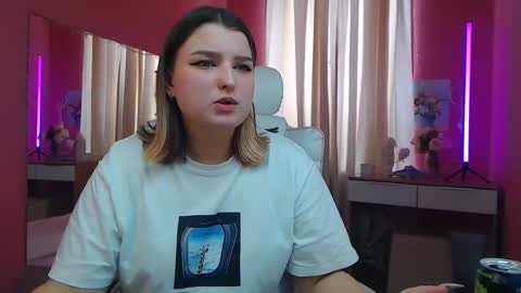 Snapshot of jenny_smitx chatting on 02.22.25 jenny_smitx online show from 02.22.25