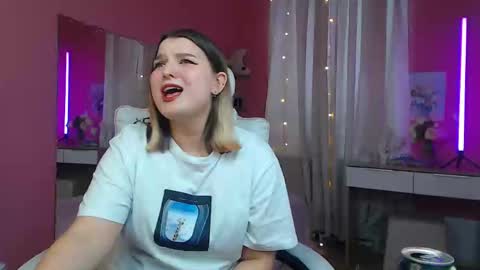 Snapshot of jenny_smitx chatting on 02.22.25 jenny_smitx online show from 02.22.25