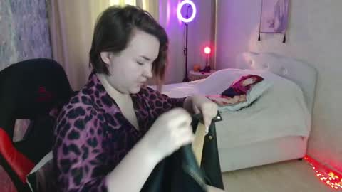 Jenny online show from 04.08.26