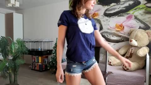 Snapshot of jennycutey chatting on 01.22.25 jennycutey online show from 01.22.25