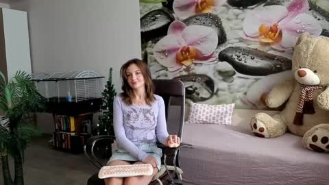 Snapshot of jennycutey chatting on 01.23.25 jennycutey online show from 01.23.25