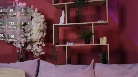 Snapshot of jennyfer_me chatting on 12.03.25 jennyfer_me online show from 12.03.25