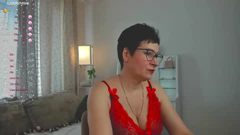 Snapshot of jennymons chatting on 03.31.26 Jenny online show from 03.31.26