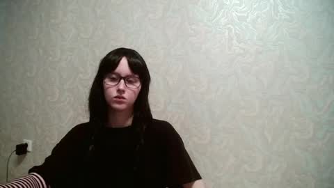 Snapshot of jennyolset chatting on 06.23.26 JennyOlset online show from 06.23.26
