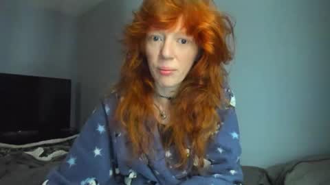 Snapshot of jenovakitty chatting on 12.17.25 Jenn - come to my onlyfans online show from 12.17.25