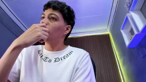 Snapshot of jeremias_1 chatting on 04.29.26 JEREMIAS online show from 04.29.26