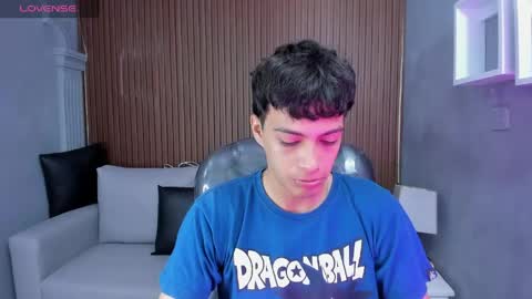 Snapshot of jeremias_1 chatting on 05.16.26 JEREMIAS online show from 05.16.26
