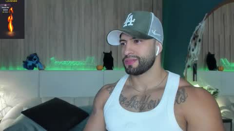 Snapshot of jeremy_harden chatting on 10.31.25 Jeremy online show from 10.31.25