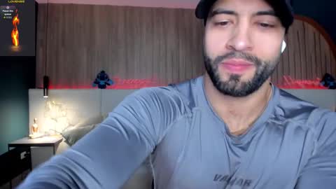 Snapshot of jeremy_harden chatting on 11.05.25 Jeremy online show from 11.05.25