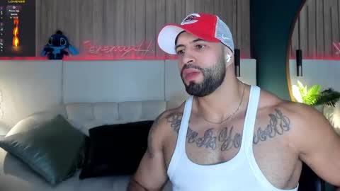 Snapshot of jeremy_harden chatting on 11.09.25 Jeremy online show from 11.09.25