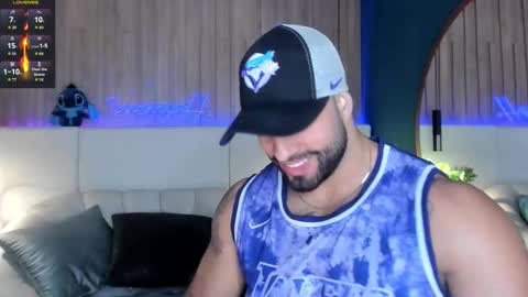 Snapshot of jeremy_harden chatting on 11.10.25 Jeremy online show from 11.10.25