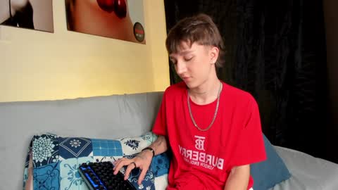 jero independent model online show from 01.17.25