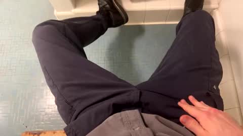 Snapshot of jerkeysmiles5 chatting on 12.31.24 Jerkeysmiles5 online show from 12.31.24