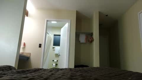 Snapshot of jeroetaggs7 chatting on 02.20.26 SkynStarlight online show from 02.20.26