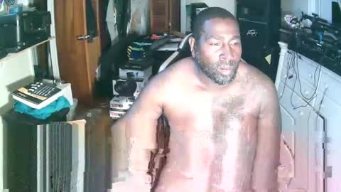 Snapshot of jerry0827 chatting on 09.29.25 jerry johnson online show from 09.29.25