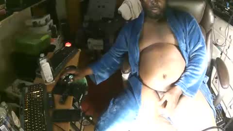 Snapshot of jerry0827 chatting on 11.13.25 jerry johnson online show from 11.13.25