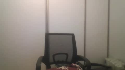 Snapshot of jerryalise chatting on 01.05.25 jerryalise online show from 01.05.25