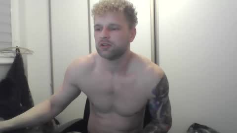 Snapshot of jerryalise chatting on 03.03.25 jerryalise online show from 03.03.25