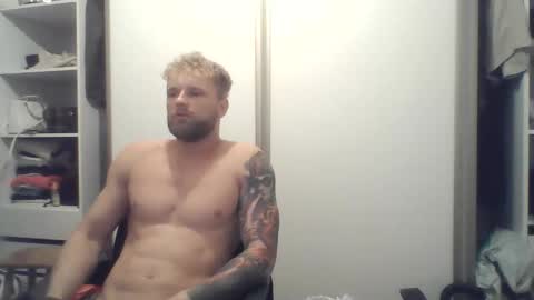 Snapshot of jerryalise chatting on 09.12.25 jerryalise online show from 09.12.25