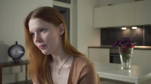 Snapshot of jerrybenear chatting on 10.08.25 Molly online show from 10.08.25