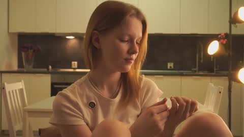 Snapshot of jerrybenear chatting on 10.21.25 Molly online show from 10.21.25